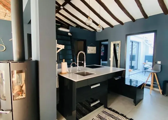 Modern In The Heart Of - 500 Meters From The Apartman *