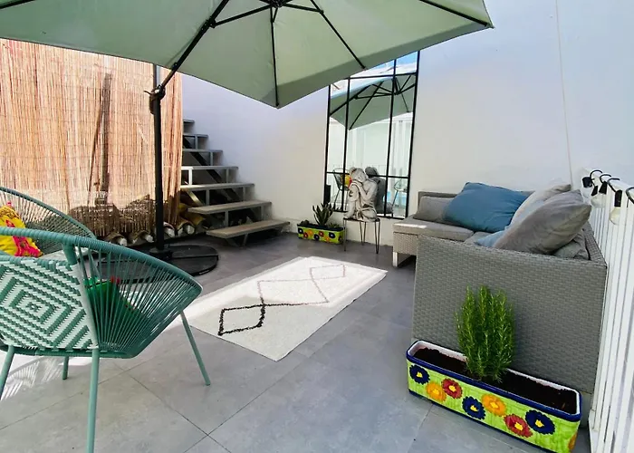 Modern In The Heart Of - 500 Meters From The Apartman